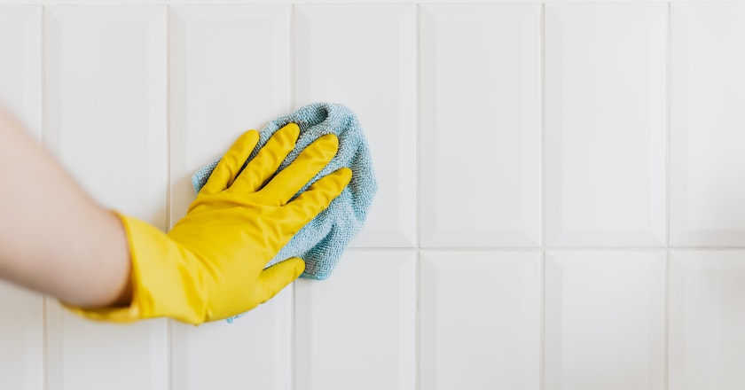 how-to-clean-walls-with-flat-paint