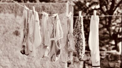 reasons-to-avoid-drying-your-clothing-items-outside